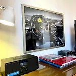 شقة Aura