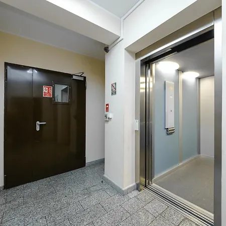 Aura * Вроцлав